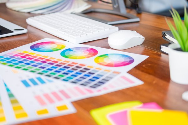 Découvrez les secrets du cercle chromatique pour vos projets