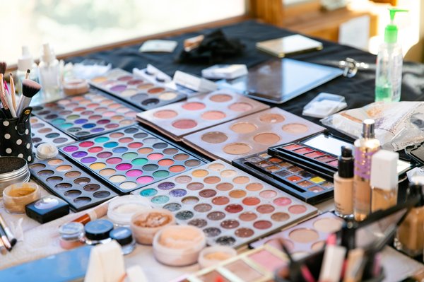 Maquillage bio : pour une beauté éthique et naturelle
