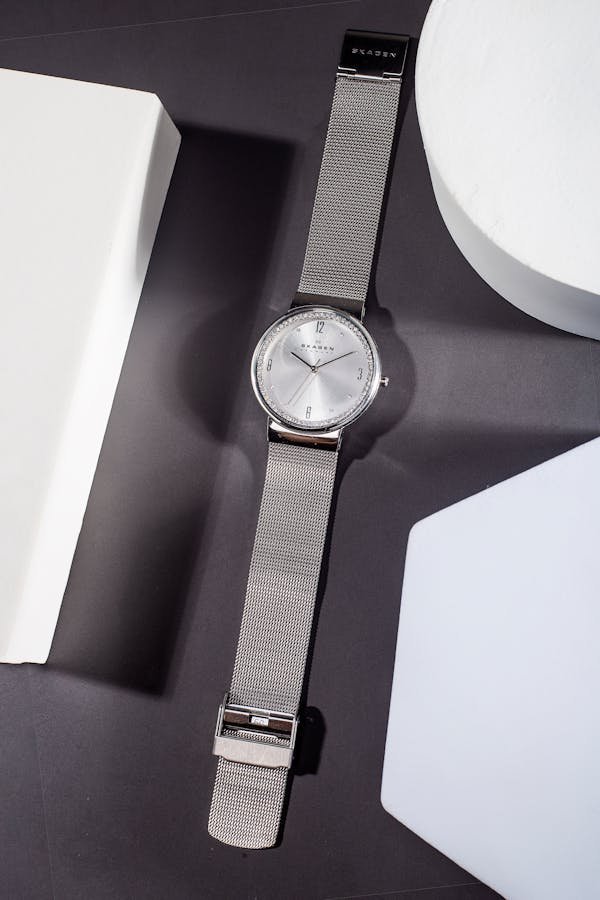 Montres femme : votre guide pour un style intemporel et chic